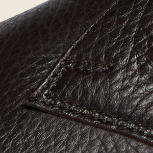 Closeup of Quarter stitch detail