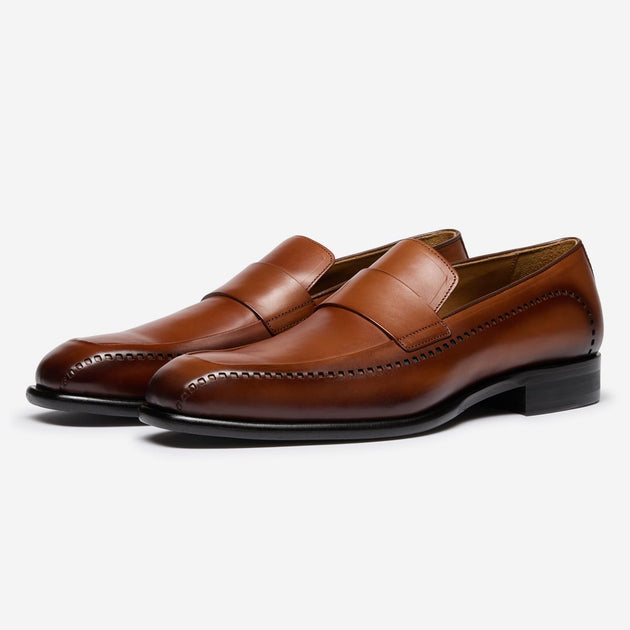 What to Wear to a Beach Wedding | Oliver Sweeney What to Wear to a Beach Wedding | Oliver Sweeney