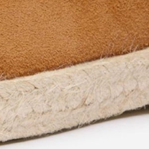 Closeup of Woven jute sole edge