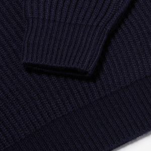 Closeup of Finer ribbed cuffs & hem