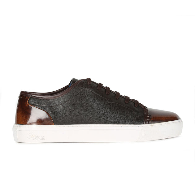 Barnt Brown